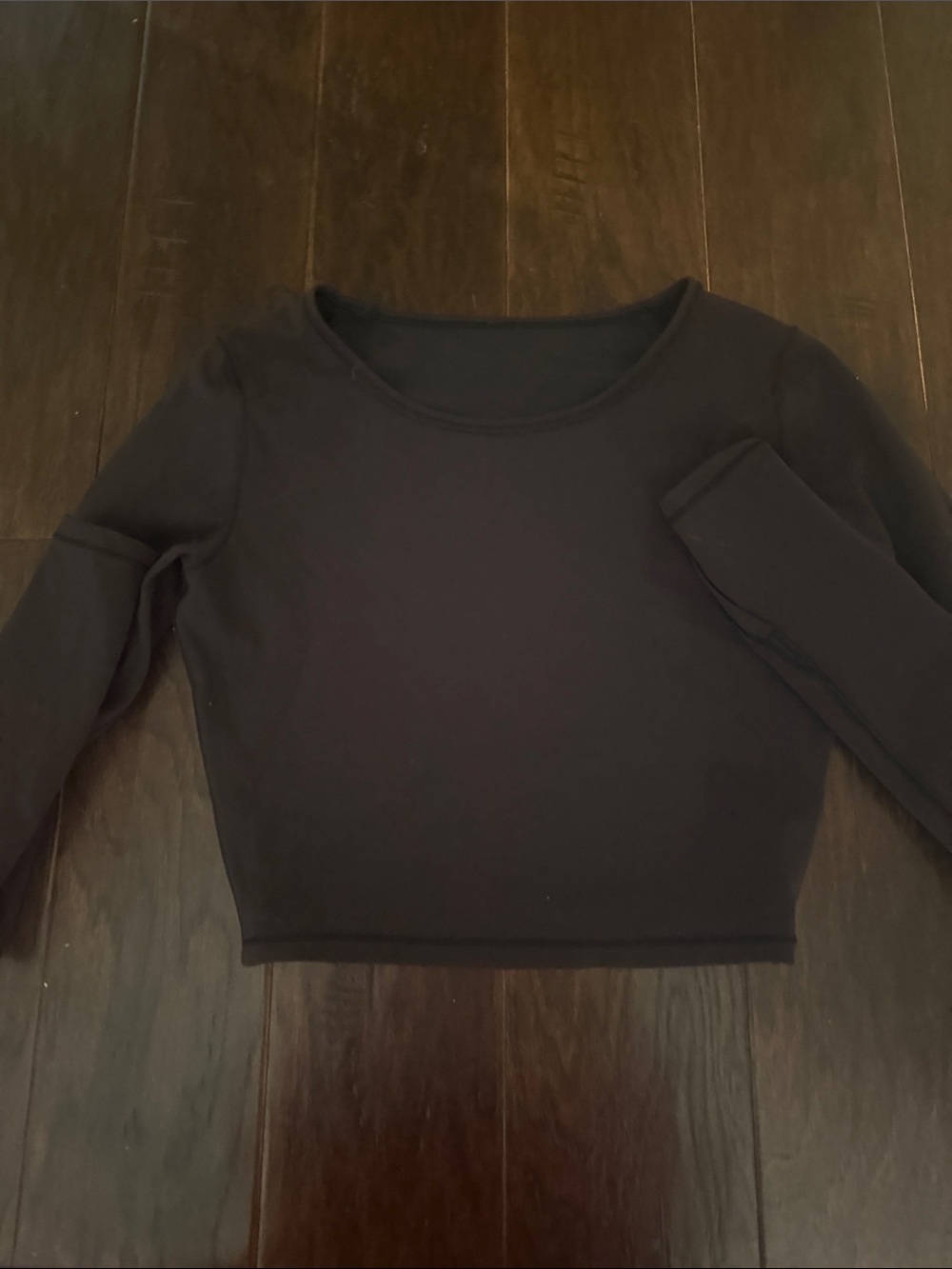 Black Long Lululemon Sleeve Crop Top - Women's Basic Tee